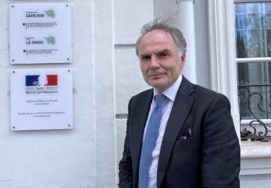 “Le LFA de Sarrebruck : une école exceptionnelle” – Interview de Jerôme Spinoza, Consul général de France en Sarre